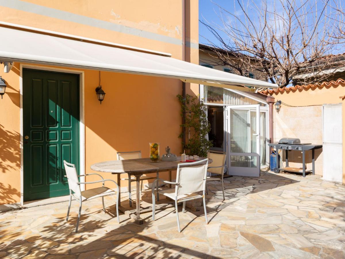 Holiday Home Stella Marina By Interhome Marina di Pietrasanta Extérieur photo